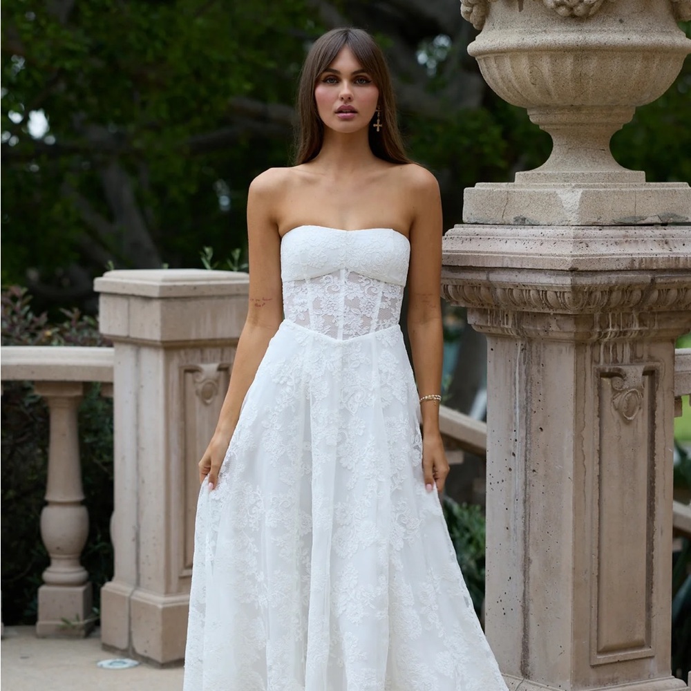 V. Chapman White Lace Midi Dress